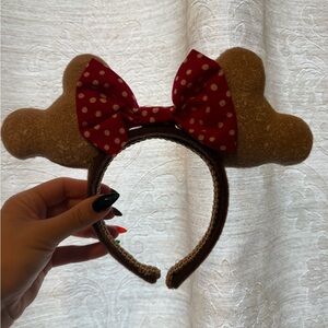 Disney custom beignet ears